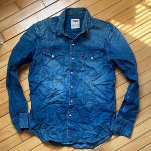 Levi's Men's Dark Blue Casual Button Down Shirt